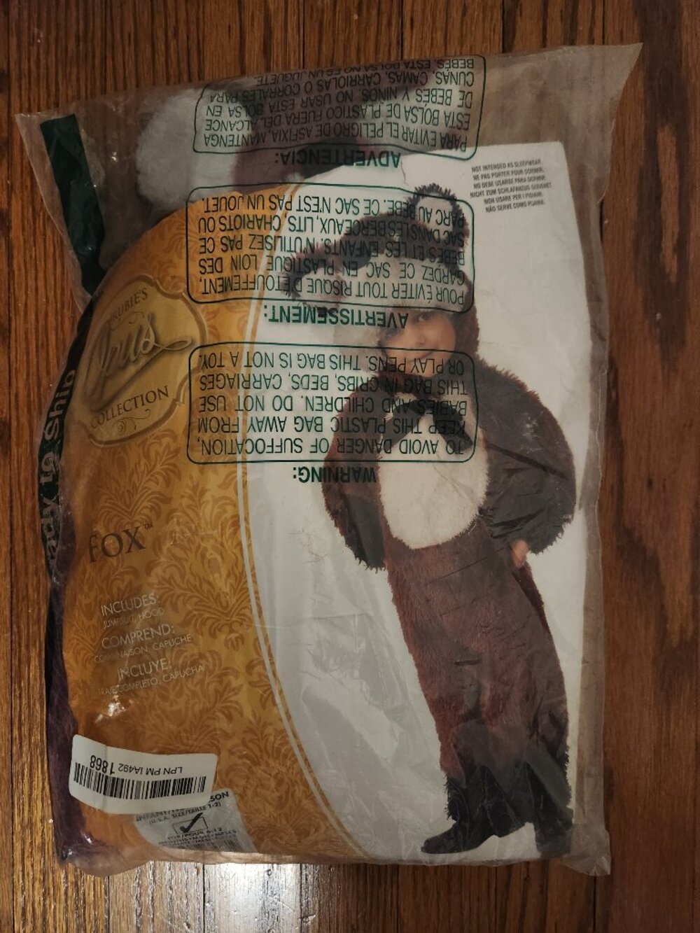 Brand new fox costume